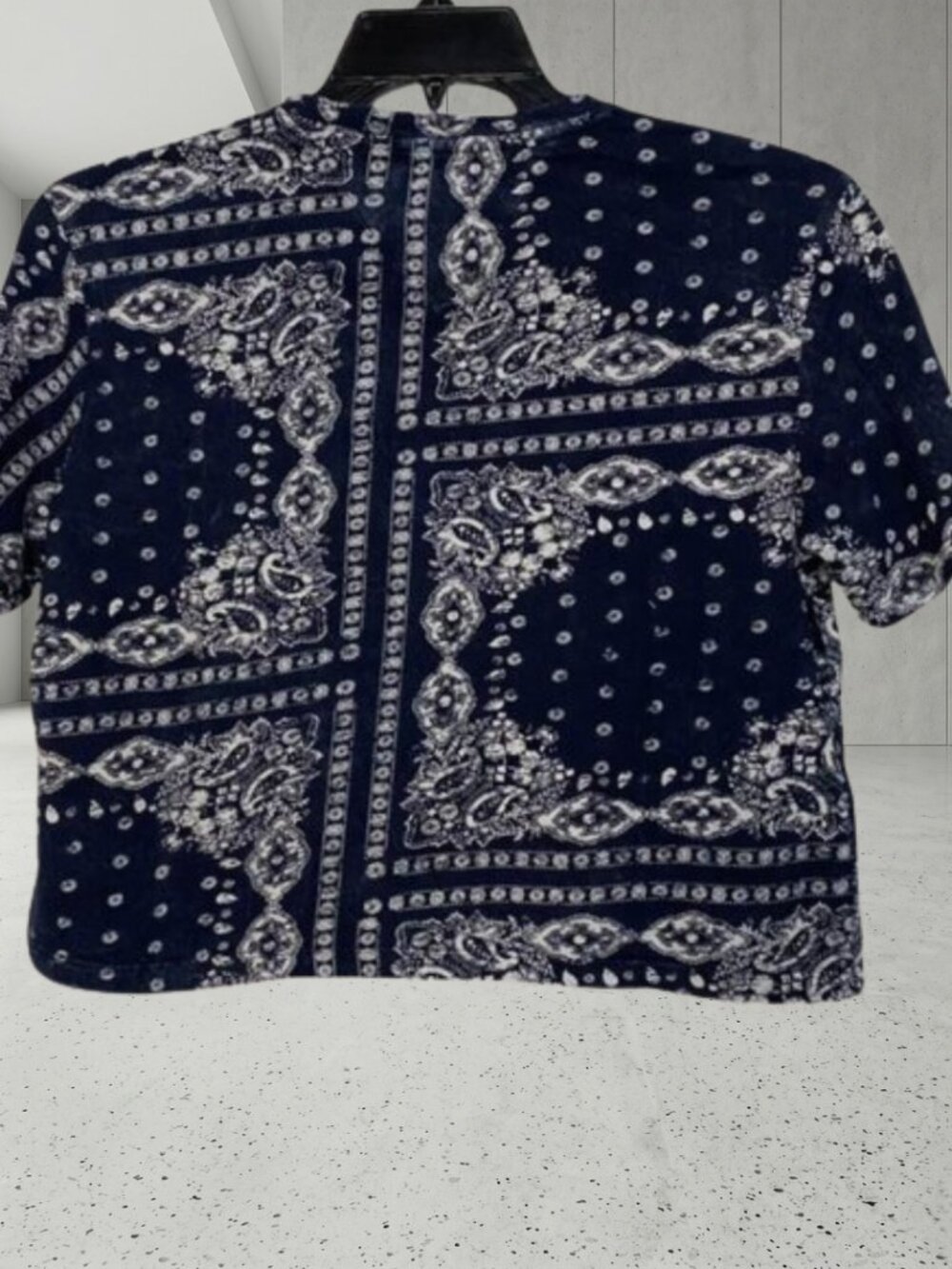 Tommy Jeans Bandana Print Logo Tee Navy Blue Y2K Streetwear Graphic T-Shirt XS - Picture 3 of 8